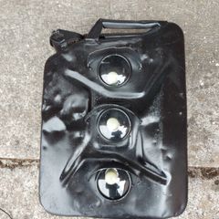 Not too sure what this is, looks like some sort of DRY ICE FOG Light Box